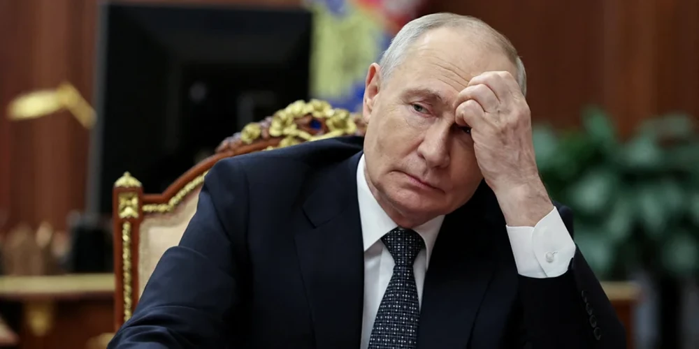 Зустріч Касим-Жомарта Токаєва і Володимира Путіна на форумі в Омську