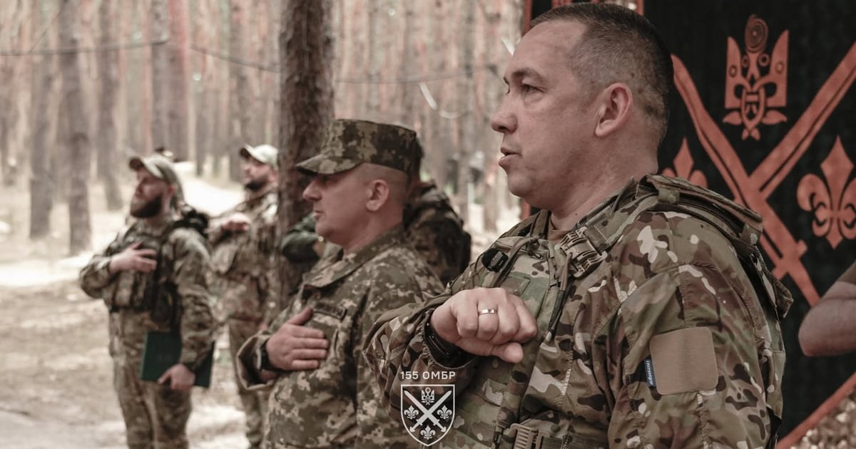 Станіслав Лучанов, командир 155-ї окремої механізованої бригади, у військовій формі
